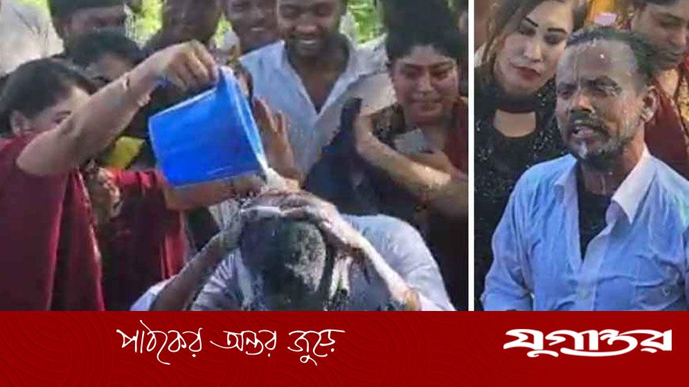 দুধ দিয়ে গোসল করে রিয়া মনিকে তালাক দিলেন হিরো আলম