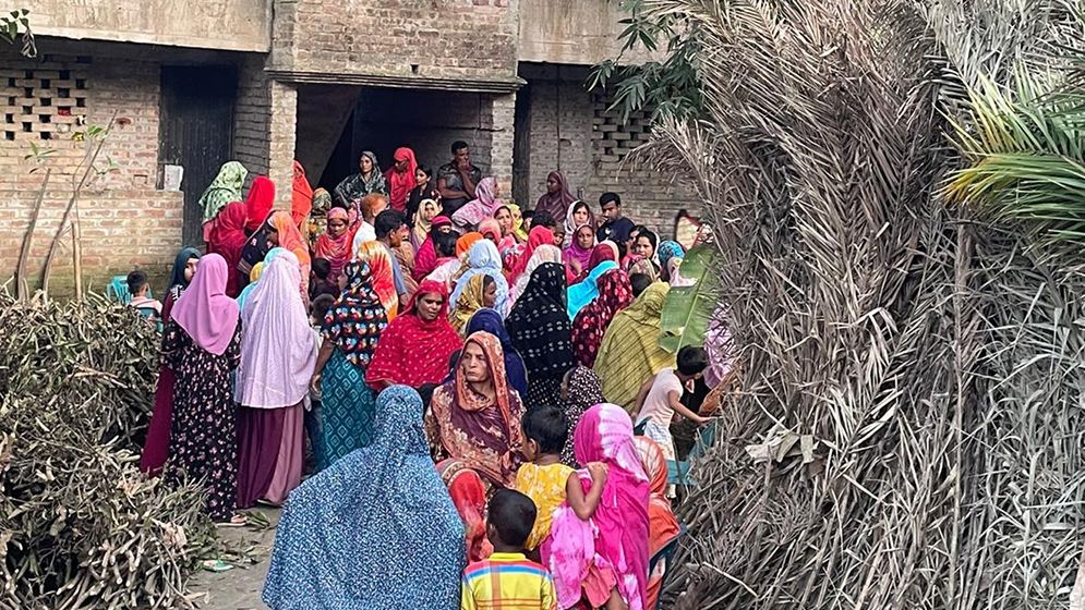 জমির জন্য চাচাকে খুন