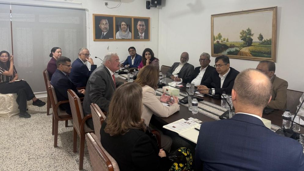 মার্কিন আইআরআই প্রতিনিধিদলের সঙ্গে বিএনপির বৈঠক