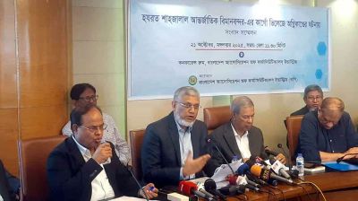 ঢাকা বিমানবন্দরে আগুন: অ্যান্টিবায়োটিক ডায়াবেটিস ভ্যাকসিনের উৎপাদন নিয়ে শঙ্কা