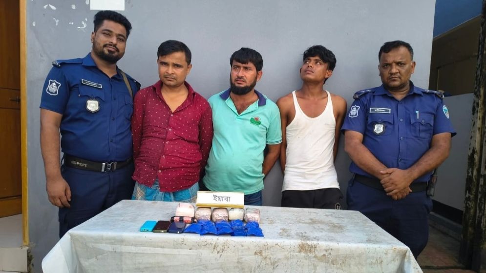 ১৩ হাজার পিস ইয়াবারসহ আটক তিন