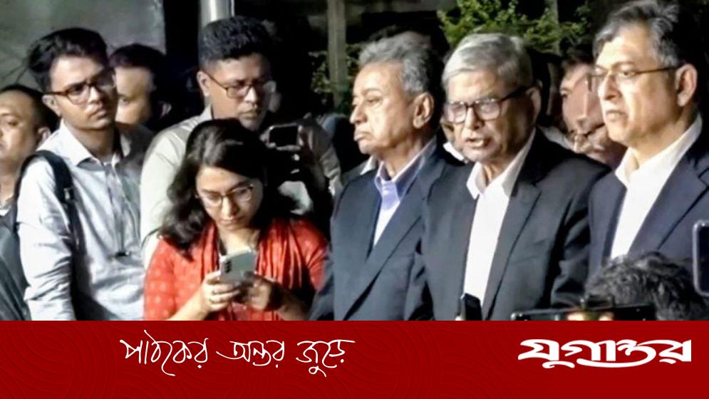 অন্তর্বর্তী সরকারকে তত্ত্বাবধায়কের ভূমিকায় যেতে হবে: মির্জা ফখরুল