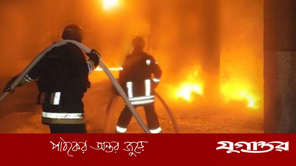 জ্বালানি স্থাপনায় রুশ হামলা, বিদ্যুৎহীন ইউক্রেনের বিভিন্ন এলাকা