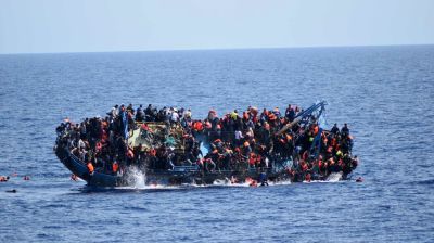 তিউনিসিয়া উপকূলে অভিবাসীবাহী নৌকাডুবি, নিহত ৪০