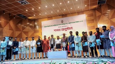 শপথ নিলেন চাকসুর নির্বাচিত প্রতিনিধিরা