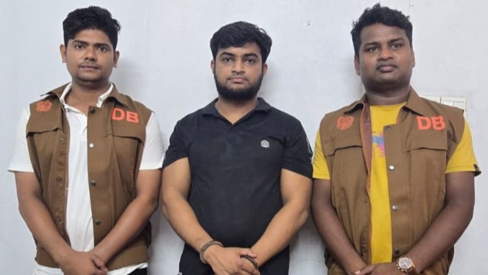 ছাত্র-জনতার ওপর সরাসরি গুলি করা সেই ছাত্রলীগ নেতা গ্রেফতার