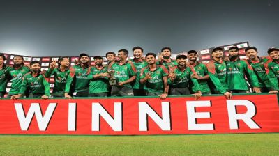 কালো উইকেটে আলো ছড়াল বাংলাদেশ