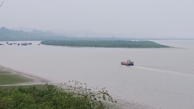 টেকনাফের পাহাড়ে জিম্মি ৪৪ জনকে উদ্ধার