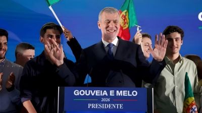 অভিবাসন ইস্যুতে সাহসী অবস্থান প্রার্থী গুভেইয়া ই মেলোর