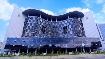 ২৯ ‘অবৈধ’ পরামর্শক এখন গলার কাঁটা