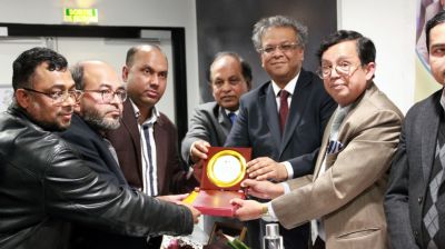 প্যারিসে রাষ্ট্রদূত তালহাকে নাগরিক সংবর্ধনা