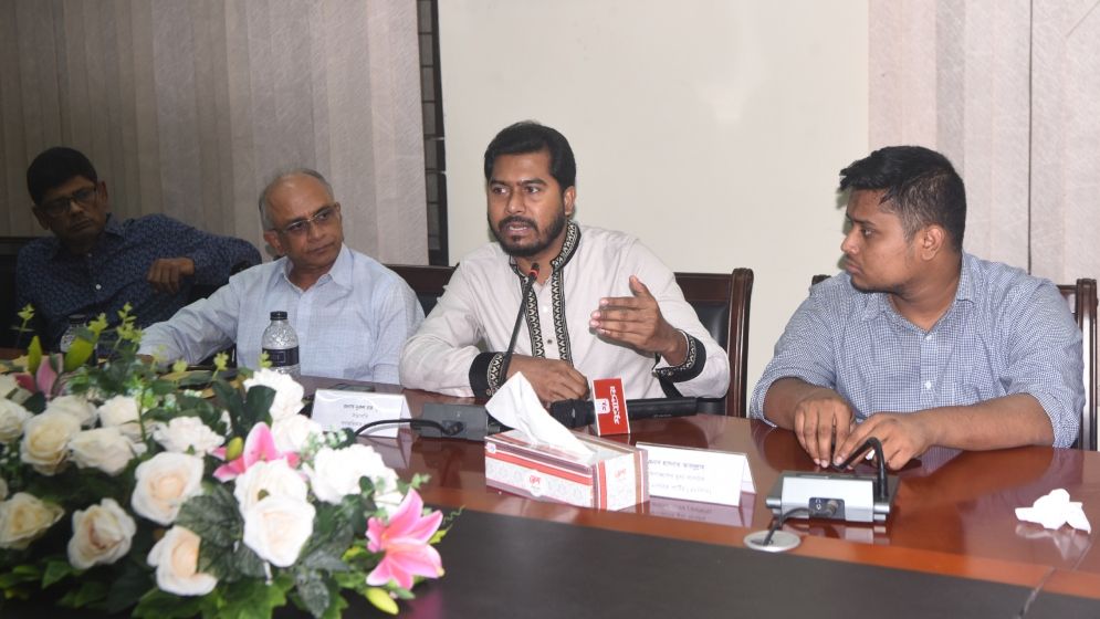 নুরকে ওপেন চ্যালেঞ্জ হাসনাতের