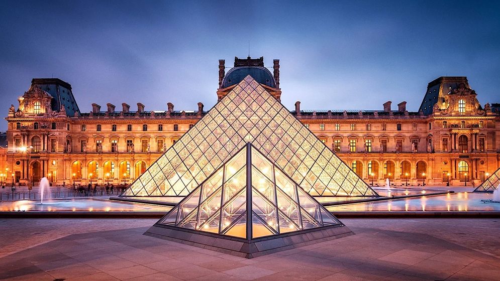 ল্যুভর মিউজিয়ামে চুরি: দুই সন্দেহভাজন গ্রেফতার