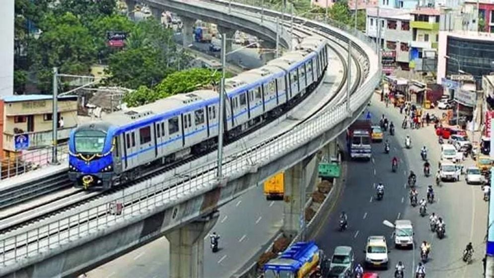 মেট্রোরেল চলাচল বন্ধ
