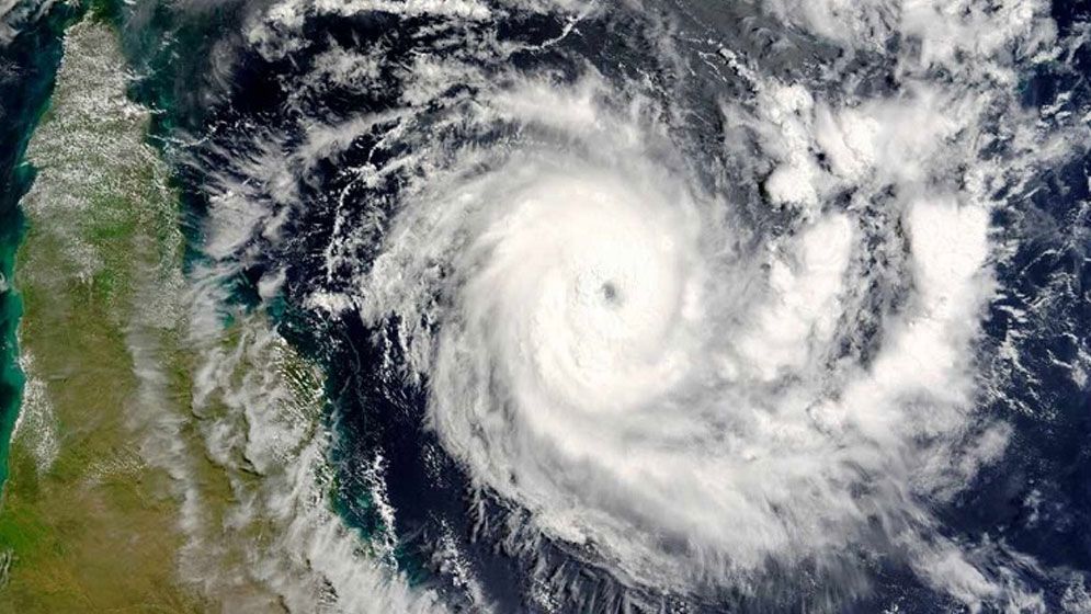 ঘূর্ণিঝড়ে রূপ নেওয়ার পর কোথায় আঘাত হানবে ‘মন্থা’