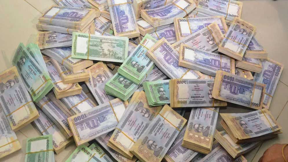 কমতে পারে প্রায় ২১ হাজার কোটি টাকা