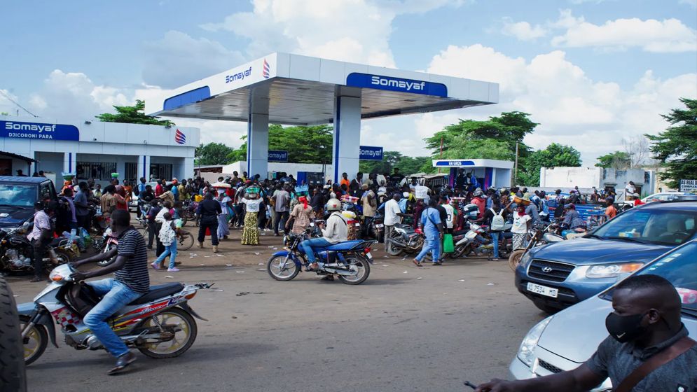 জ্বালানি সংকটে বন্ধ সব শিক্ষাপ্রতিষ্ঠান