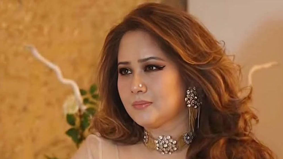 আদালতে কেন ঘুরছেন সামিরার ক্রিকেটার স্বামী ইশতিয়াক