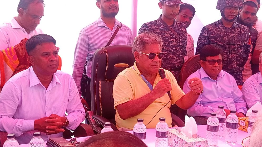 ঘাট দখলমুক্ত রাখুন, ফেরি চালু হবে দ্রুত: নৌ উপদেষ্টা