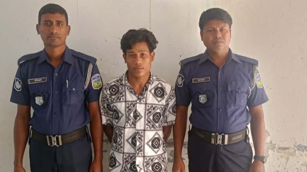 ফেসবুক বন্ধুর সঙ্গে ঘুরতে গিয়ে ধর্ষণের শিকার স্কুলছাত্রী