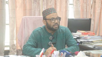 নারী শিক্ষার্থীর পোশাক নিয়ে ইবি শিক্ষকের আপত্তিকর মন্তব্যের অডিও ফাঁস