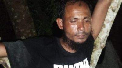 বিধবার সঙ্গে আপত্তিকর অবস্থায় জামায়াত নেতা ধরা, অতঃপর...