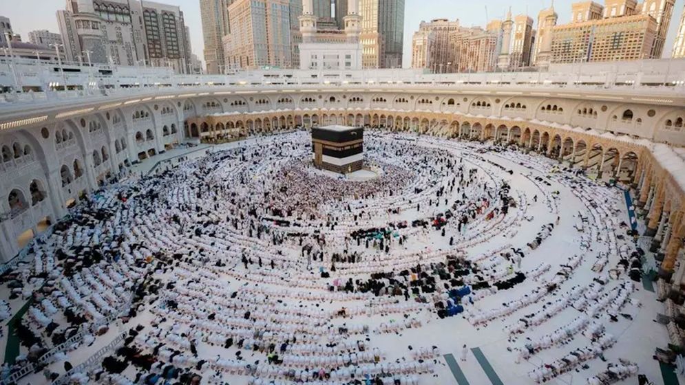 যে ভুলে বাতিল হতে পারে ওমরাহ ভিসা