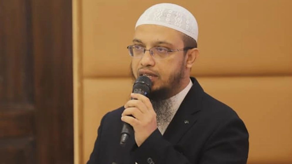 তালাকের বিষয়ে দম্পতিদের যে পরামর্শ দিলেন শায়খ আহমাদুল্লাহ