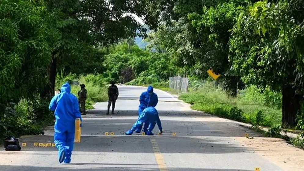 মেক্সিকোতে মাদক কারবারিদের সঙ্গে নিরাপত্তা বাহিনীর সংঘর্ষে নিহত ১৩