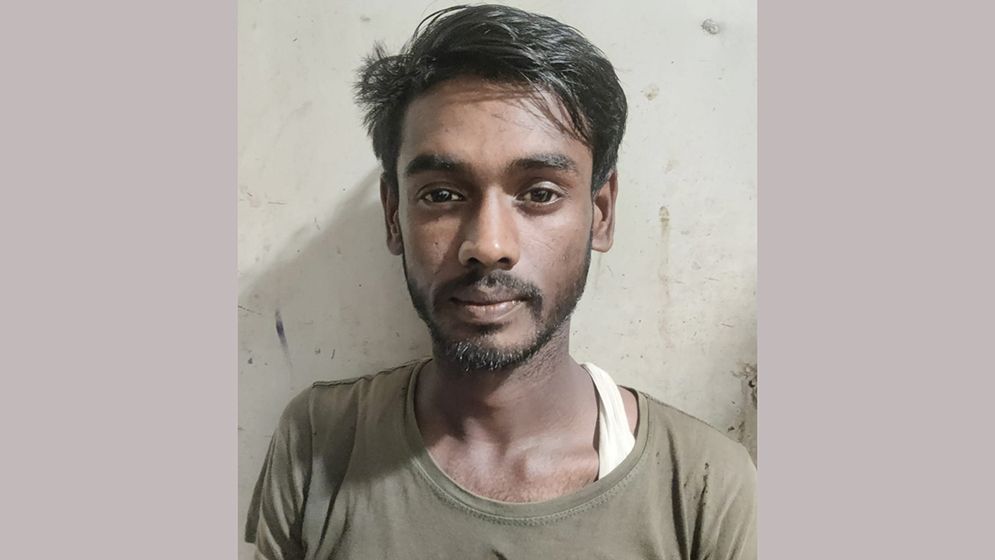 স্ত্রীকে হত্যার পর আদালতে আত্মসমর্পণ যুবকের