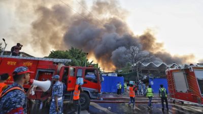 শাহজালাল বিমানবন্দরের পুড়ে যাওয়া কার্গো কমপ্লেক্স থেকে সাতটি অস্ত্র চুরির অভিযোগ