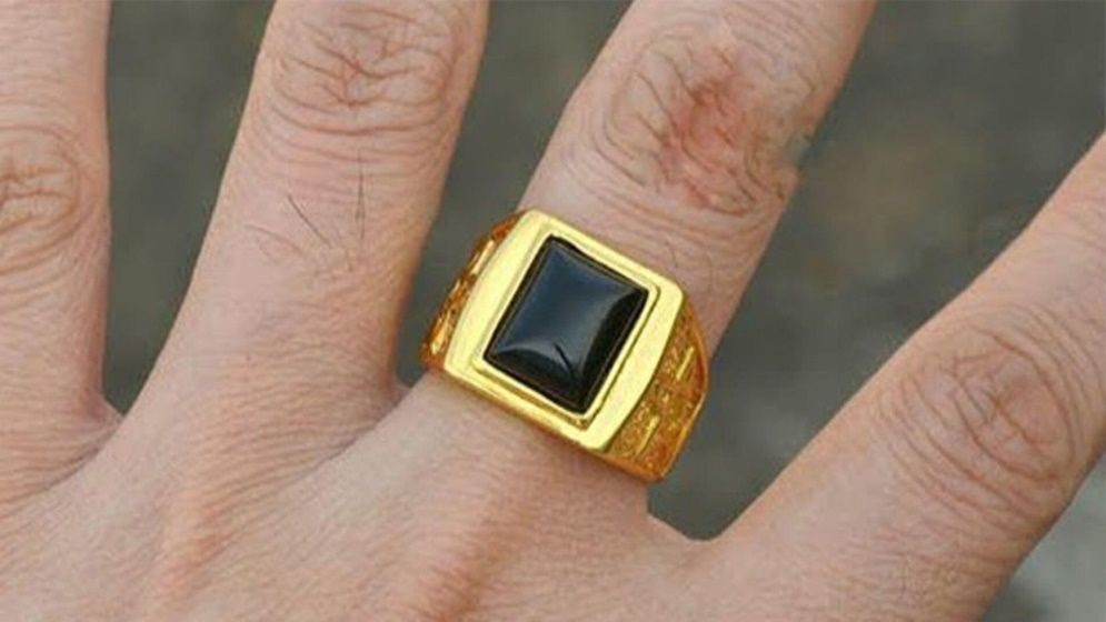 পুরুষদের জন্য স্বর্ণ ব্যবহারে বিষয়ে ইসলাম কী বলে?