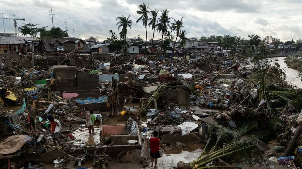 ঘূর্ণিঝড় কালমেগির তাণ্ডবে লণ্ডভণ্ড ফিলিপাইন, নিহত ৫৮
