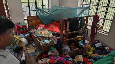 স্বামী-স্ত্রী ও মেয়েকে জিম্মি করে ১০ ভরি গহনা লুট