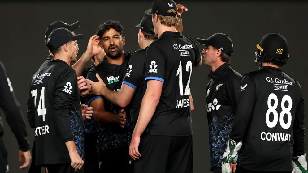 শেষ ওভারের রোমাঞ্চে ওয়েস্ট ইন্ডিজকে হারাল নিউজিল্যান্ড