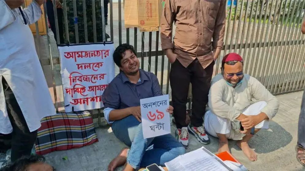 তারেকের অনশনের ৬৯ ঘণ্টা, চলছে স্যালাইন