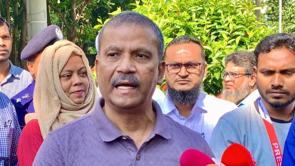 নির্বাচন নিয়ে ‘মুখে কুলুপ’, রাজশাহীর প্রশংসায় পঞ্চমুখ