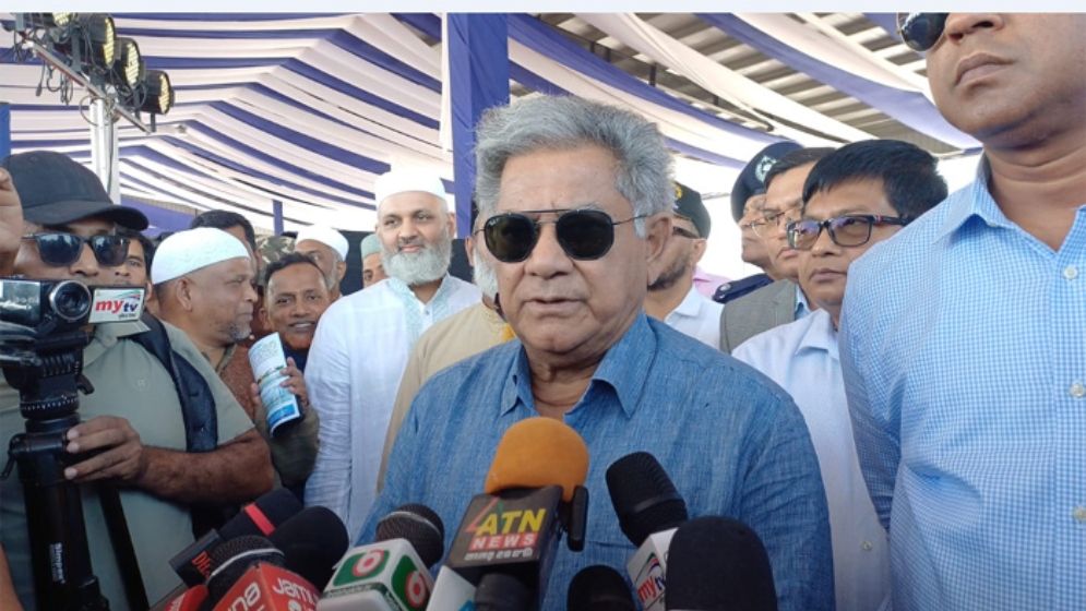 চট্টগ্রাম বন্দরে বিদেশি ব্যবস্থাপনা কেন প্রয়োজন, জানালেন নৌপরিবহণ উপদেষ্টা