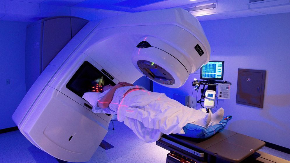 আন্তর্জাতিক রেডিওলজি দিবস: ক্যানসার চিকিৎসায় রেডিওলজির অনন্য অবদান