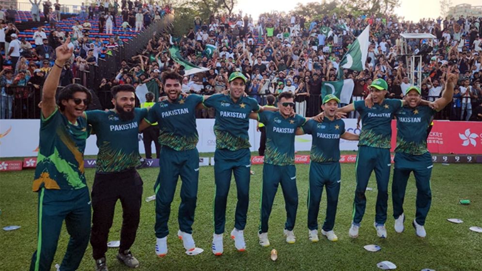 দুর্দান্ত পারফরম্যান্সে শিরোপা পাকিস্তানের