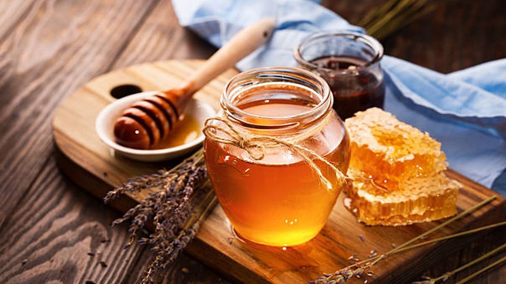 যেসব কারণে খাবেন মধু