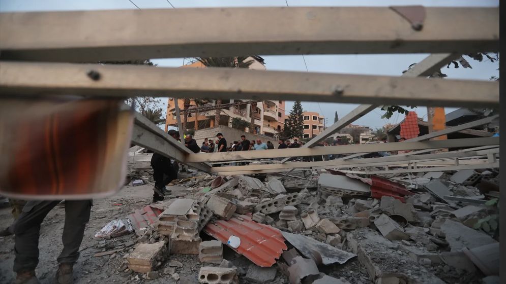 যুদ্ধবিরতি চুক্তি লঙ্ঘন করে ফের লেবাননে ইসরাইলি হামলা, নিহত ২