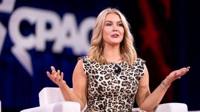 বিবিসিকে নিয়ে হোয়াইট হাউসের প্রেস সেক্রেটারির ব্যঙ্গ