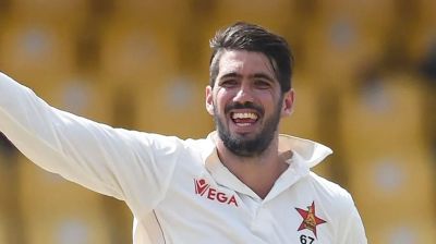 ৮ বছর পর মাঠে ফিরে তুলে নিলেন ৯ উইকেট