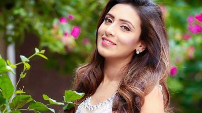 চমকের অপেক্ষায় বিদ্যা সিনহা মিম