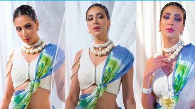 পুথির সাজে মুগ্ধতা ছড়ালেন মিম