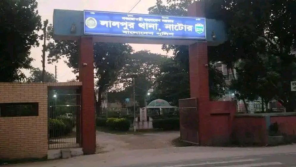 থানার গ্যারেজ থেকে মোটরসাইকেল চুরি