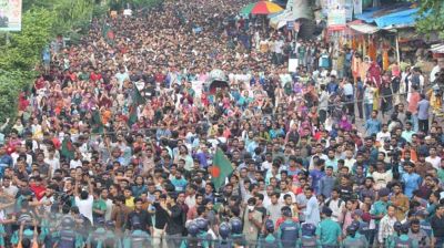 গণতন্ত্রে সহজাতভাবেই দূর হয় ফ্যাসিবাদ