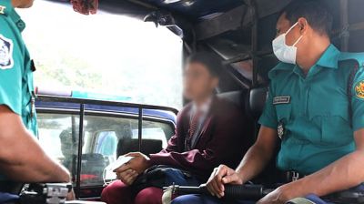 ধানমন্ডি ৩২-এ আটক সেই কিশোরের পরিচয় জানা গেল