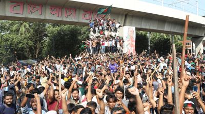 বাংলাদেশের জন্য এই মুহূর্তের প্রধান বিপদ